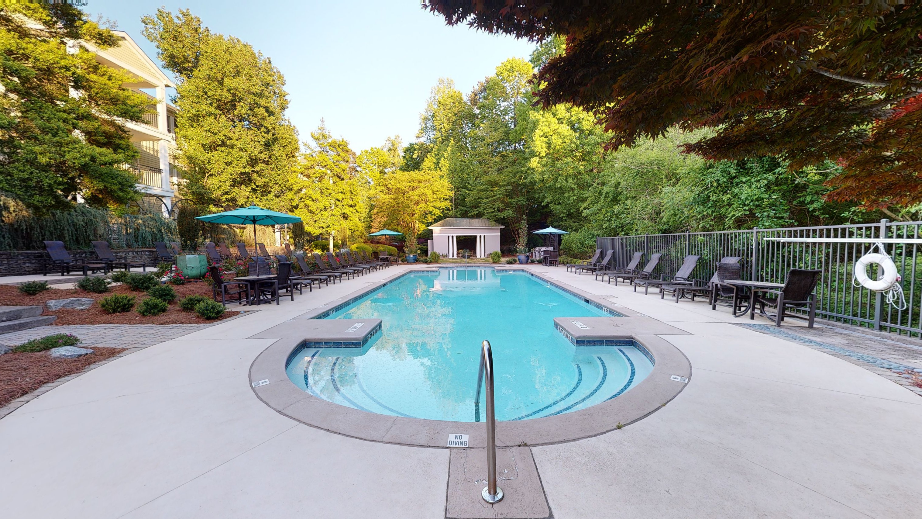 Virtual Apartment Tour of MAA Riverside in Atlanta, GA MAA