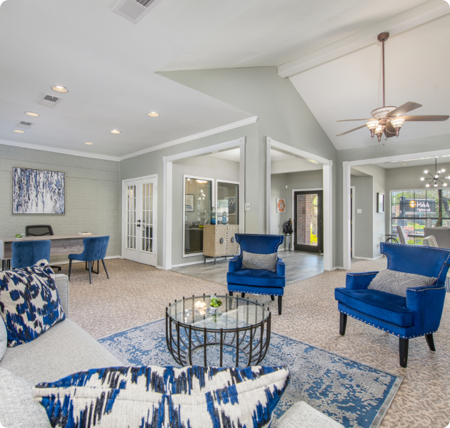 MAA Highwood Luxury Apartments in Plano, TX MAA