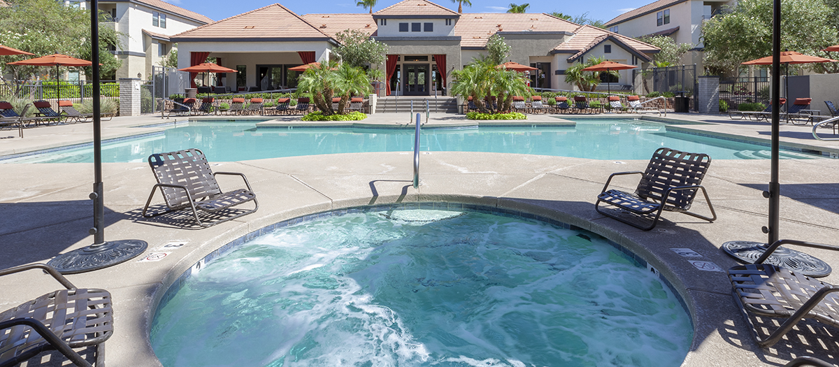 MAA Lyons Gate Apartment Community Luxury Apartments for Rent MAA