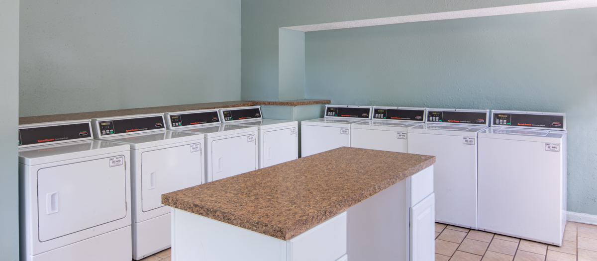 Coopers Hawk Luxury Apartments in Jacksonville, FL MAA