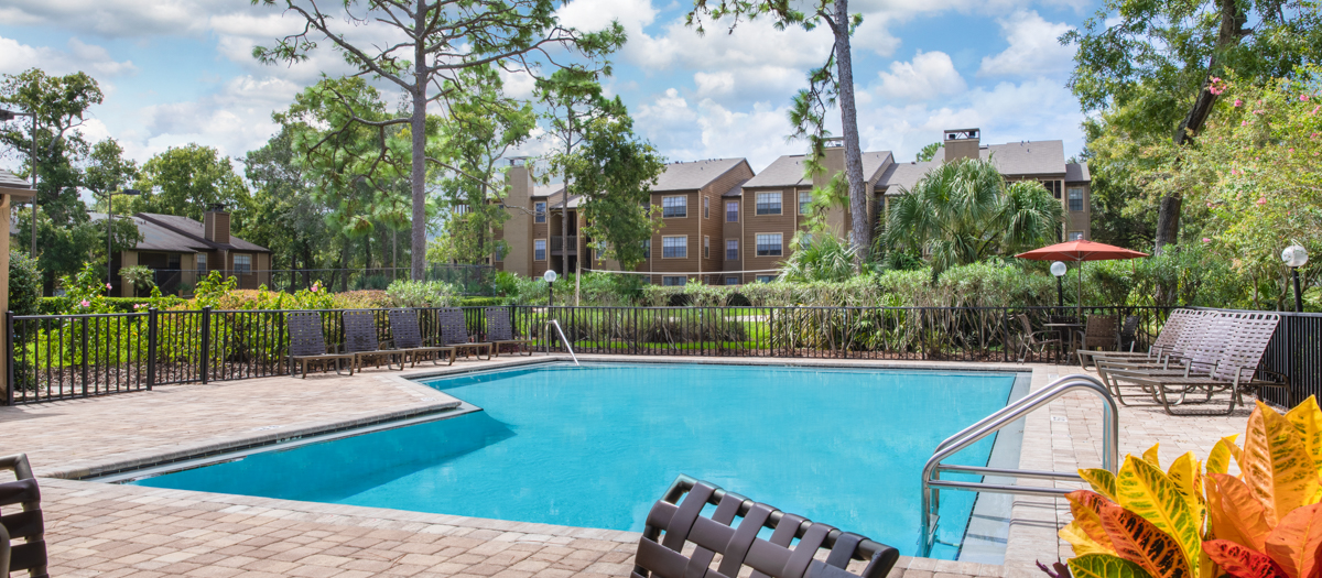 Lakeside Luxury Apartments Jacksonville, FL MAA