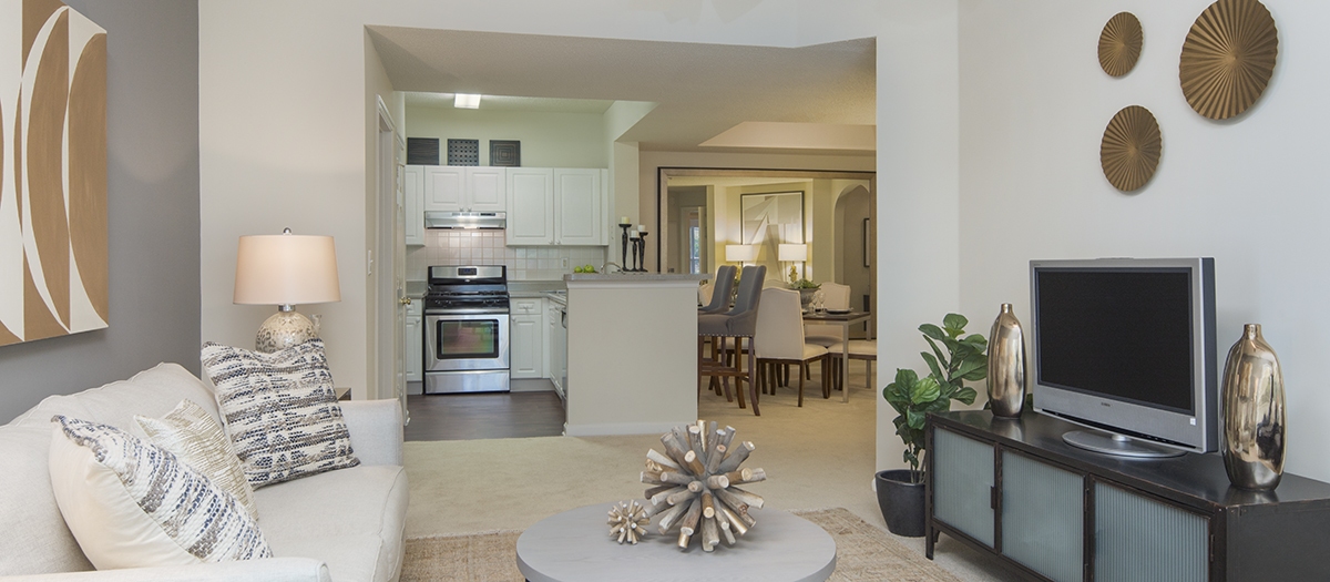 MAA Briarcliff | Renovated Luxury Apartments in Atlanta, GA