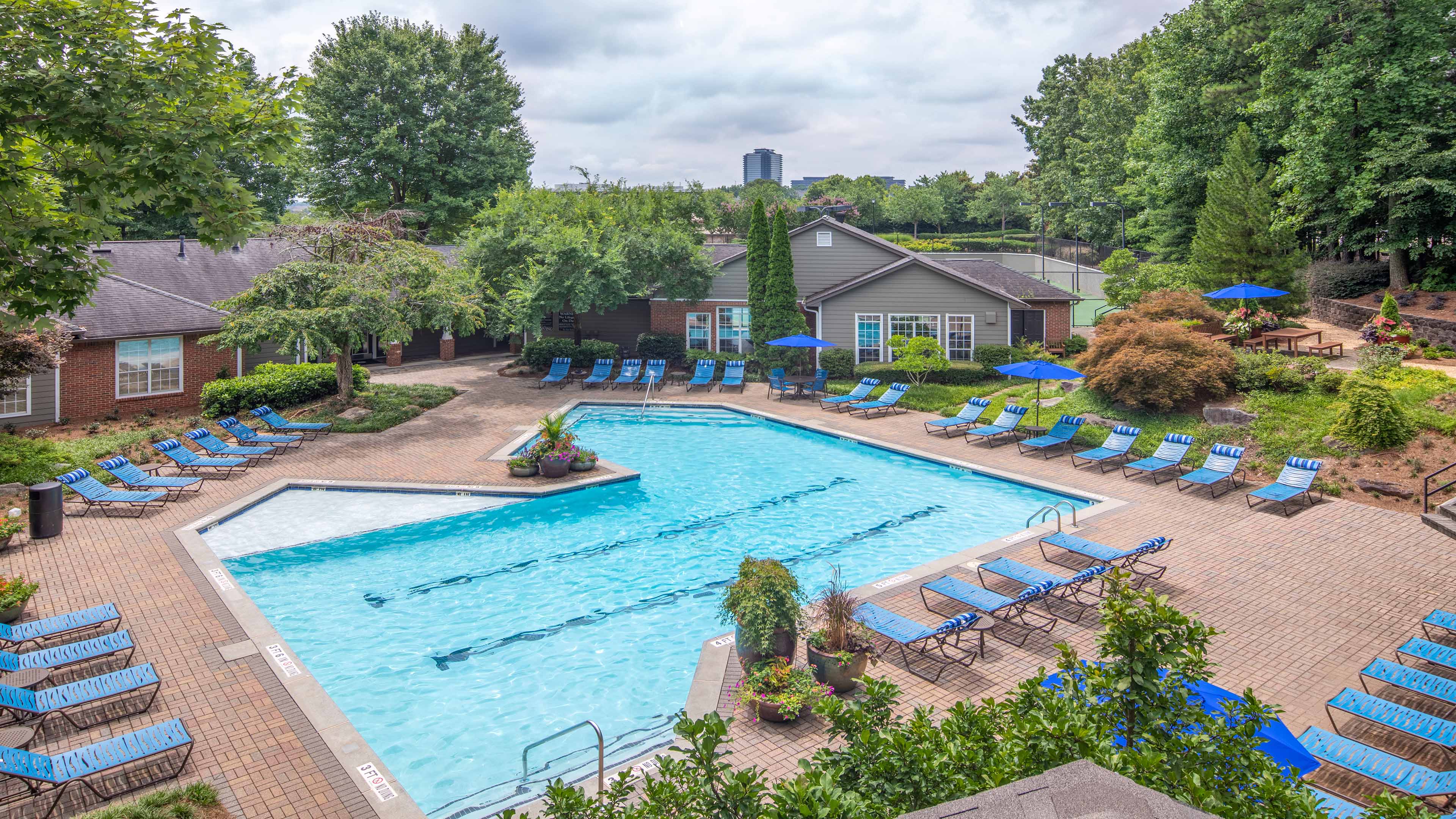 MAA Dunwoody Luxury Apartment Homes for Rent in Atlanta, GA