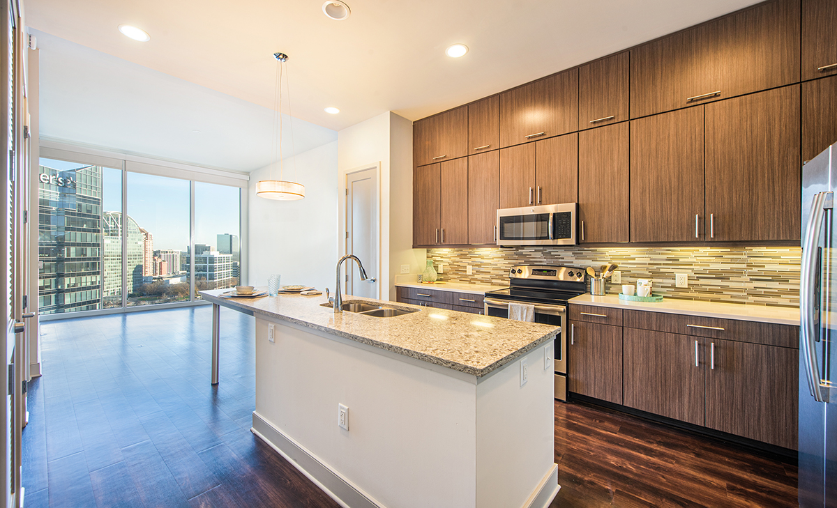 MAA Lenox Luxury Apartment Homes for Rent in Atlanta, GA