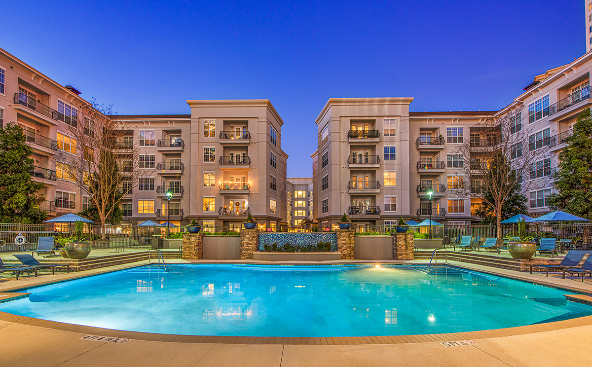 Mid Rise Apartments In Atlanta