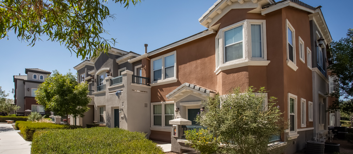 Colonial Grand at Palm Vista Luxury Apartments in Las Vegas MAA