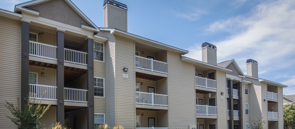 MAA South Tryon Luxury Apartments in Charlotte, NC MAA