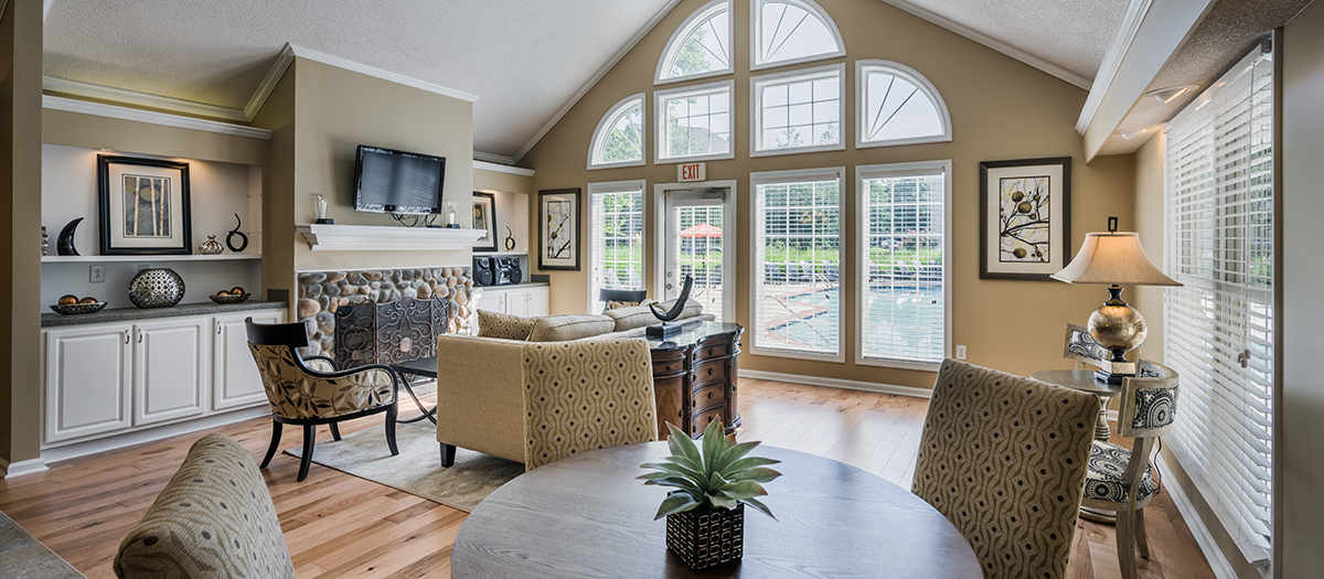 MAA South Tryon Luxury Apartments in Charlotte, NC MAA