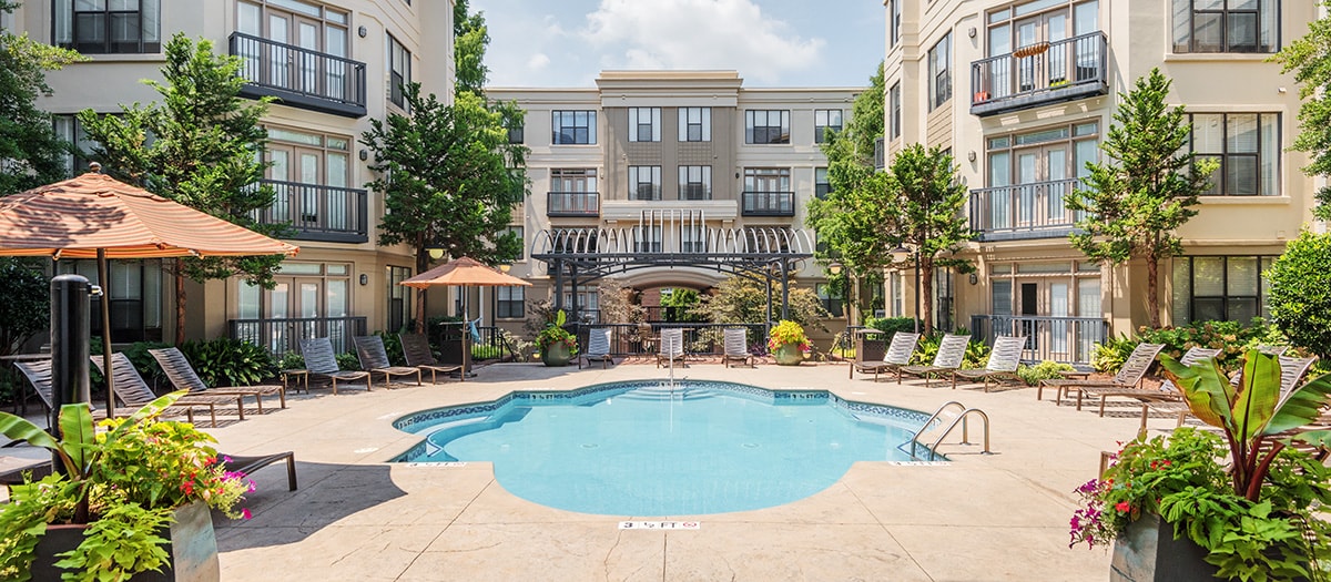 MAA Uptown Luxury Apartments for Rent in Uptown Charlotte, NC