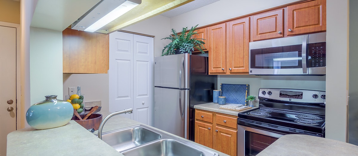 MAA Runaway Bay Apartments for Rent in Mt. Pleasant, SC MAA