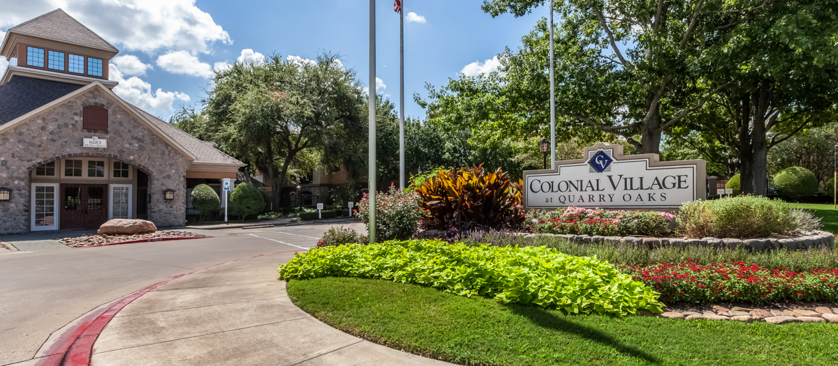 MAA Quarry Oaks Luxury Apartments in North Austin, TX