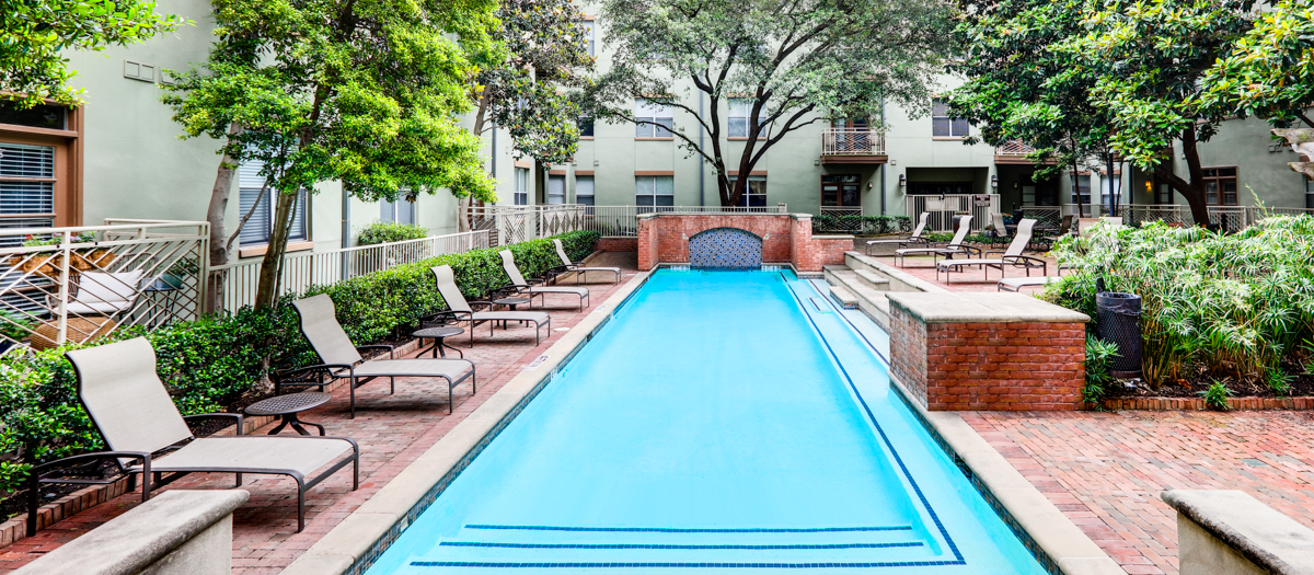 MAA Addison Circle Luxury Apartments in Addison, TX MAA