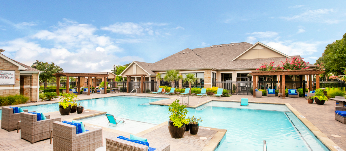 MAA Hebron Luxury Apartment Homes for Rent in Carrollton, TX