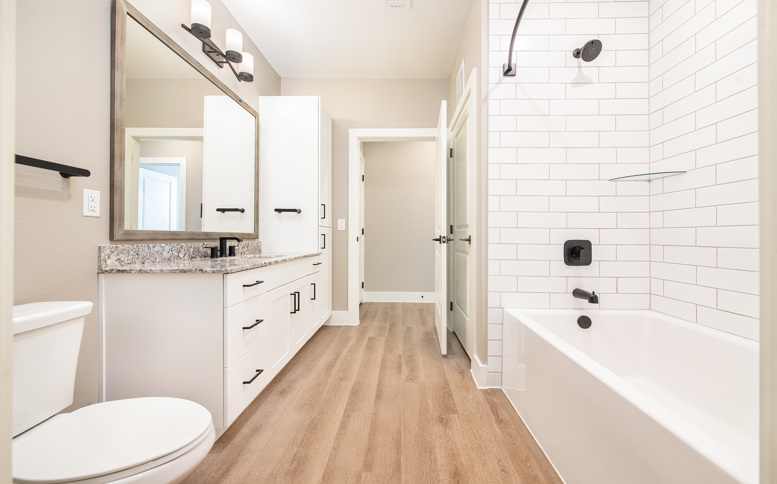 MAA Park Point Luxury Apartments for Rent in Houston, TX